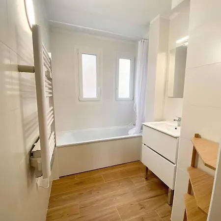 Апартаменты Charmant T4 Renove De 70m2 A